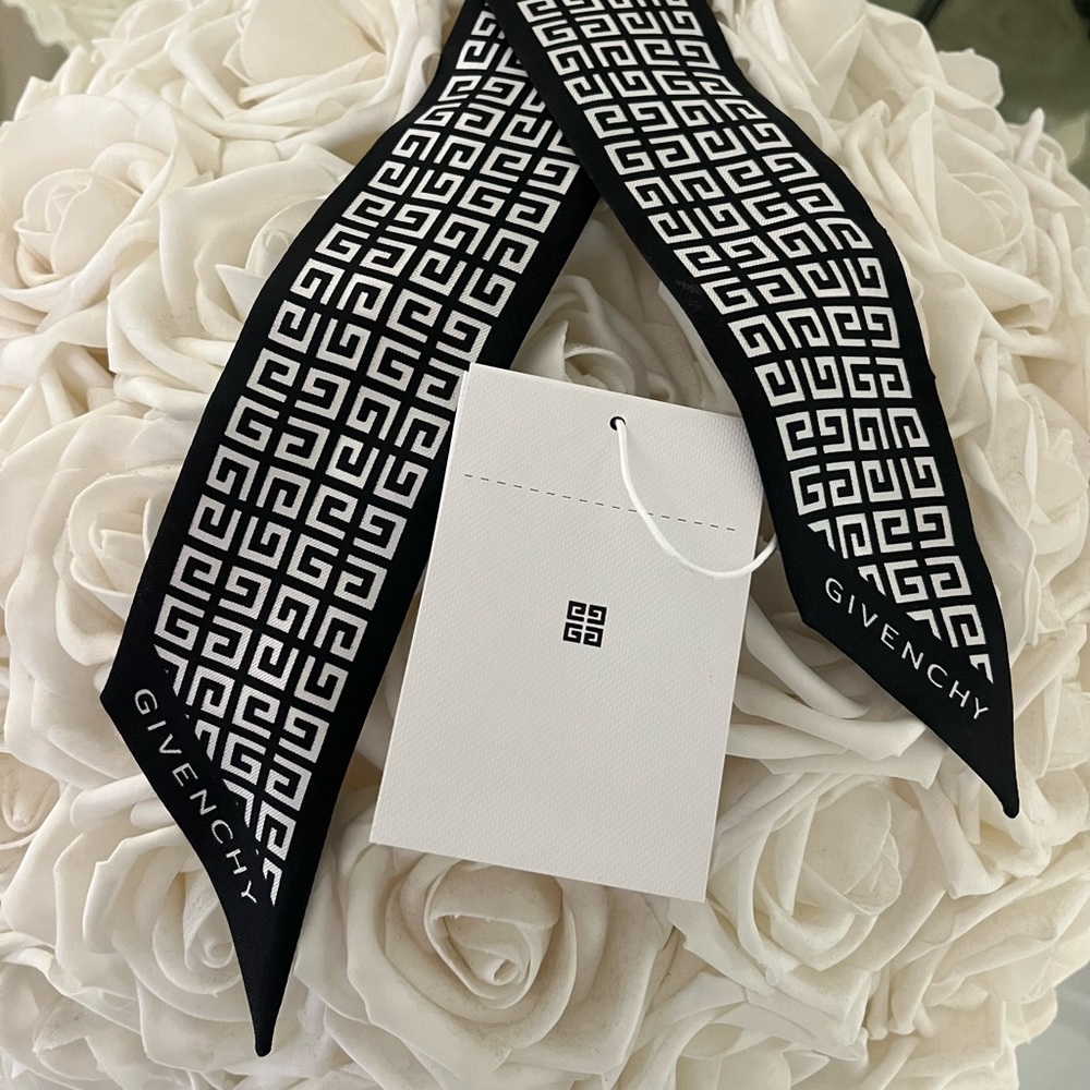 New Givenchy Black & White 4G Silk neck Scarf twilly hair Ribbon - Picture 5 of 8